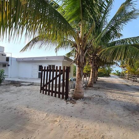 Casa Perla Marina, Pequena Casa Frente A La Playa. Apartment เอลกูโย ภายนอก รูปภาพ