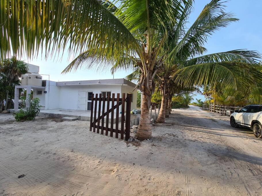 Casa Perla Marina, Pequena Casa Frente A La Playa. Apartment เอลกูโย ภายนอก รูปภาพ
