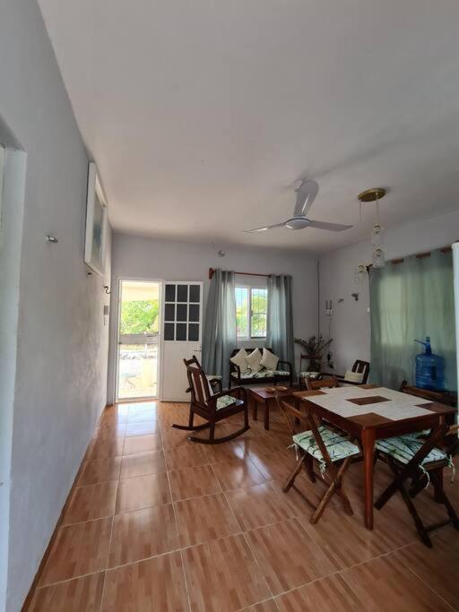 Casa Perla Marina, Pequena Casa Frente A La Playa. Apartment เอลกูโย ภายนอก รูปภาพ