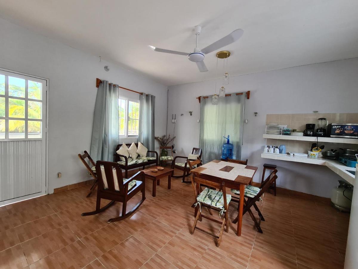 Casa Perla Marina, Pequena Casa Frente A La Playa. Apartment เอลกูโย ภายนอก รูปภาพ